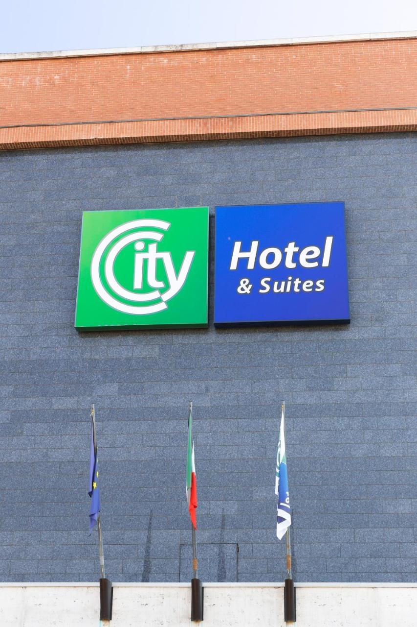 City Hotel & Suites Foligno Buitenkant foto